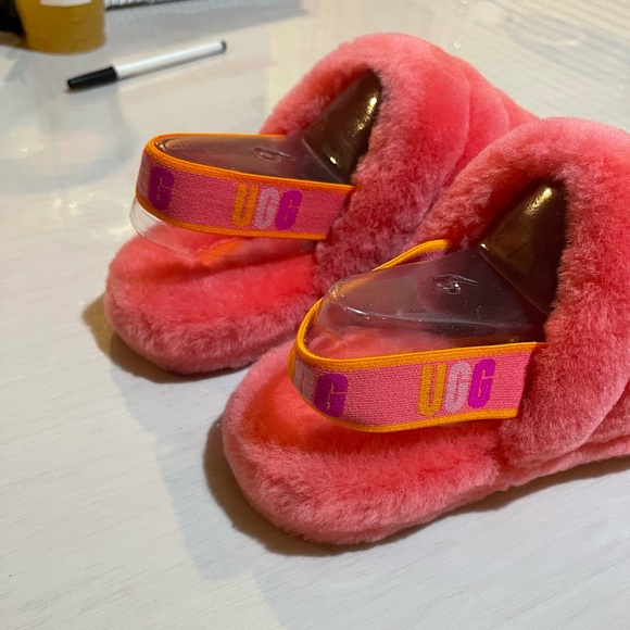 UGG Pink Fluff Yeah Slide Sz. 6 Strawberry Sorbet Multi - Picture 2 of 5